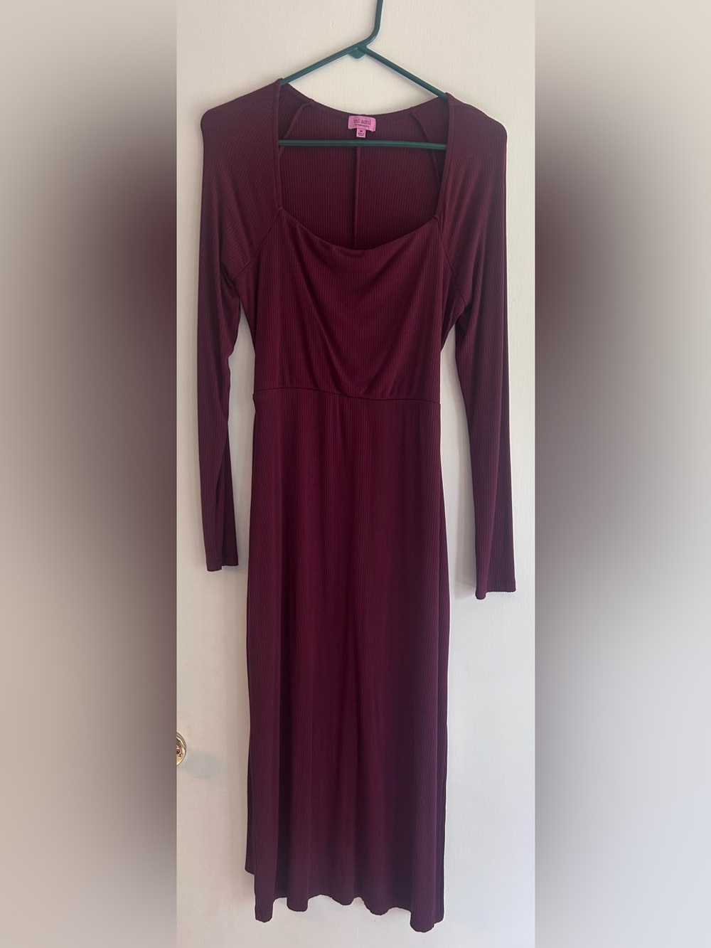 Long Sleeve Burgundy Midi Dress with Scoop Neck